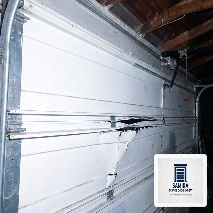 Samira Garage Door Expert in Westmont, IL: Heavy-Duty Steel Section Strut & 11-Gauge Hinge Reinforcement - Westmont, IL